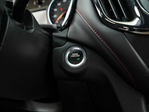 Used 2022 Chevrolet Equinox RS w/ RS Leather Package FWD image 28