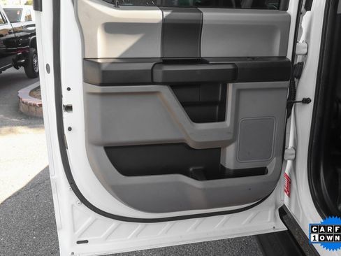 Used 2018 Ford F550 2WD Crew Cab Super Duty image 32