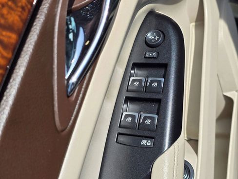 Used 2016 Cadillac SRX Performance w/ Driver Awareness Package AWD/4WD image 24