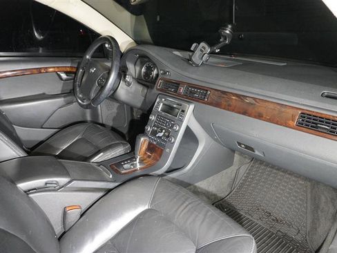 Used 2008 Volvo XC70 3.2 image 15