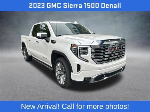 Used 2023 GMC Sierra 1500 Denali w/ Denali Reserve Package AWD/4WD image 2