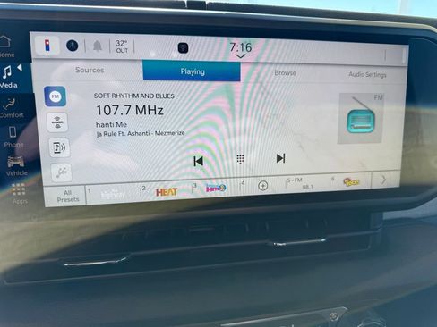 New 2026 Jeep Gladiator Sport image 19