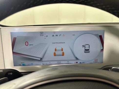 Used 2024 Hyundai Ioniq 5 SEL image 17