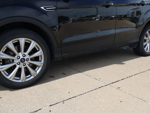 Used 2018 Ford Escape Titanium AWD/4WD image 10