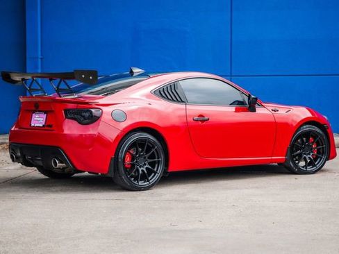 Used 2013 Scion FR-S image 3