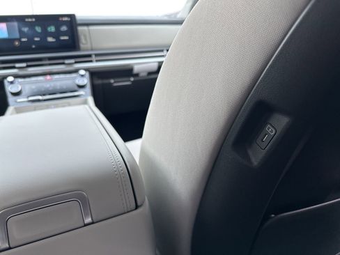 New 2026 Hyundai Santa Fe SE image 20