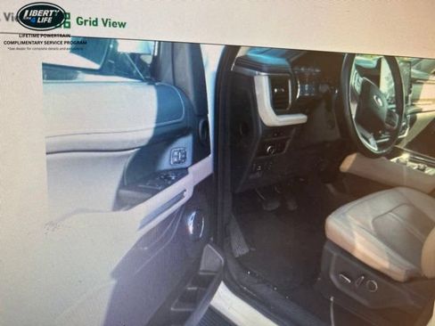 Used 2024 Ford Expedition Limited AWD/4WD image 8