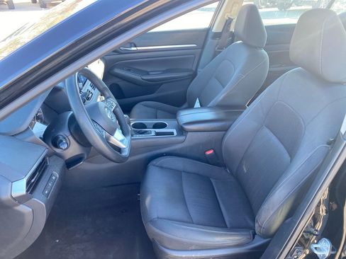 Used 2022 Nissan Altima 2.5 SV image 10