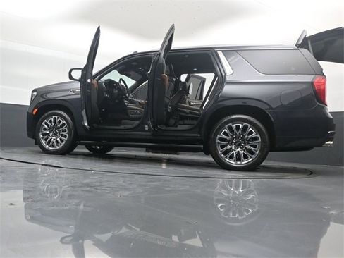 Used 2023 GMC Yukon Denali Ultimate image 55