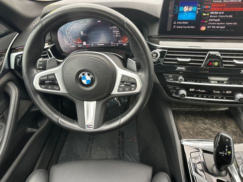 Used 2022 BMW 540i w/ M Sport Package image 14