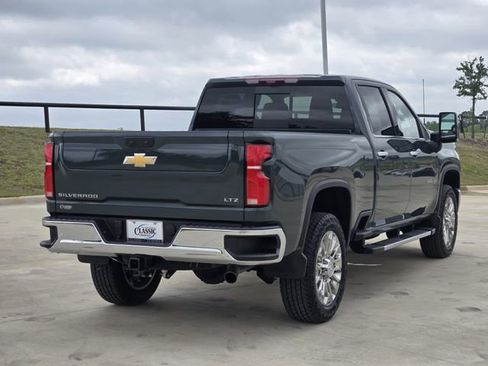 New 2025 Chevrolet Silverado 2500 LTZ w/ LTZ Premium Package AWD/4WD image 5