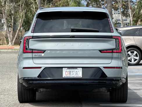 Certified 2025 Volvo EX90 Ultra AWD/4WD image 5