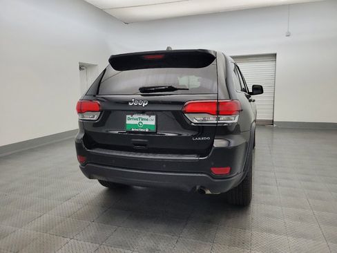 Used 2022 Jeep Grand Cherokee Laredo E image 7