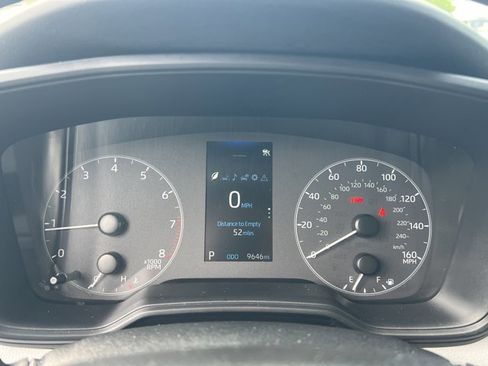 Certified 2024 Toyota Corolla SE FWD image 12