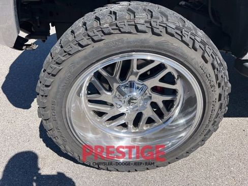 Used 2018 Toyota Tundra Platinum AWD/4WD image 14