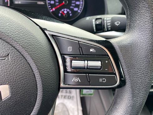 Certified 2024 Kia Forte LXS w/ LXS Technology Package image 16