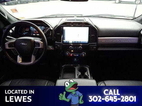 Used 2022 Ford F250 Lariat w/ Black Appearance Package image 28