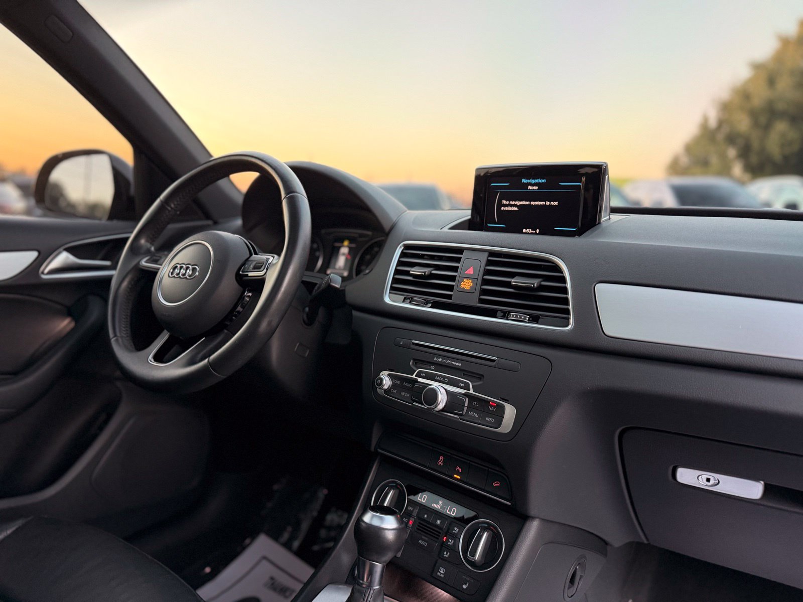 Used 2018 Audi Q3 2.0T Premium FWD image 36
