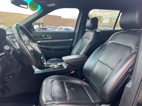 Used 2016 Ford Explorer Sport w/ Equipment Group 401A AWD/4WD image 7