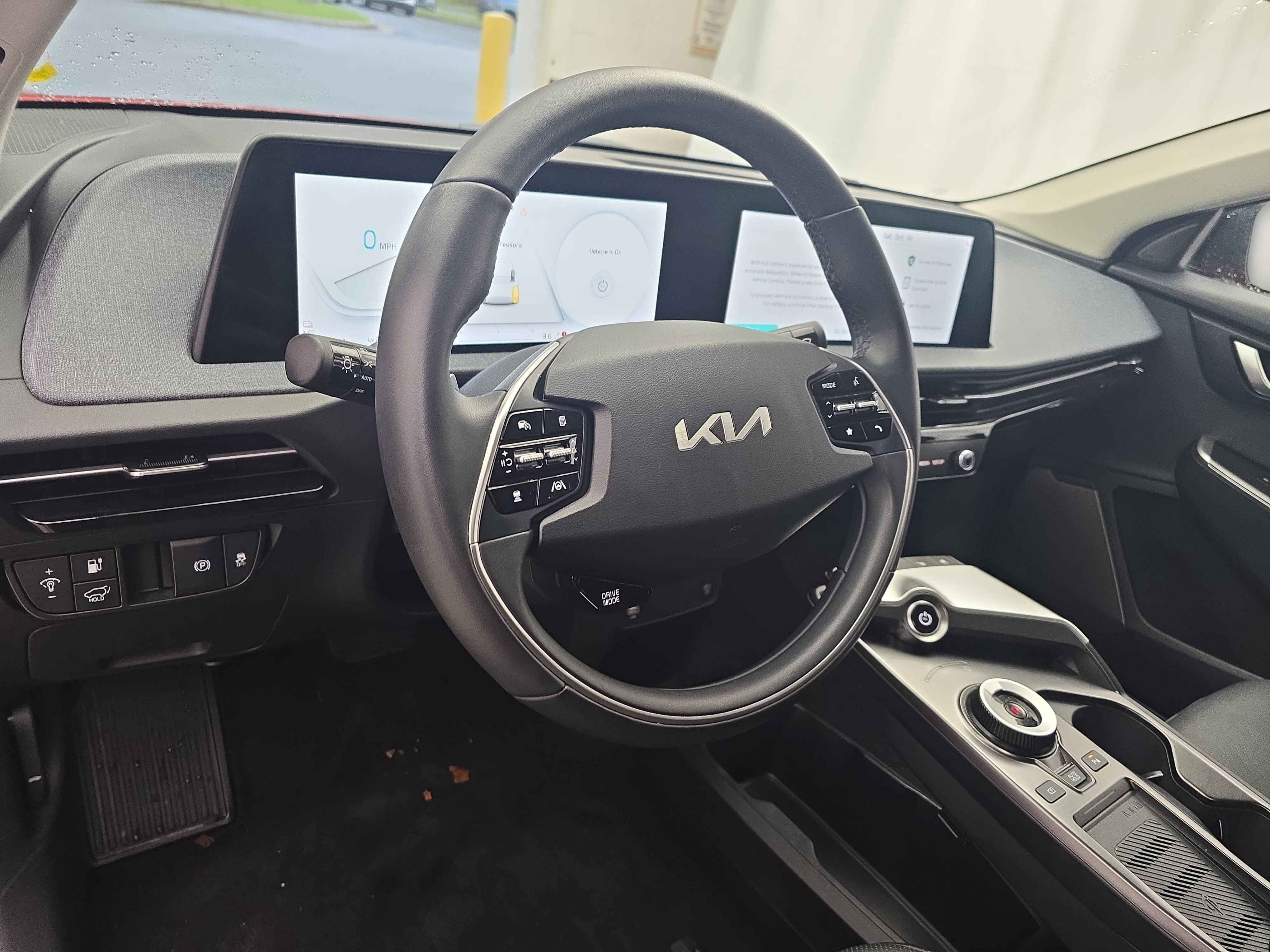 Used 2024 Kia EV6 Wind RWD image 16