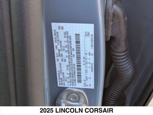 New 2025 Lincoln Corsair FWD w/ Equipment Group 101A image 15