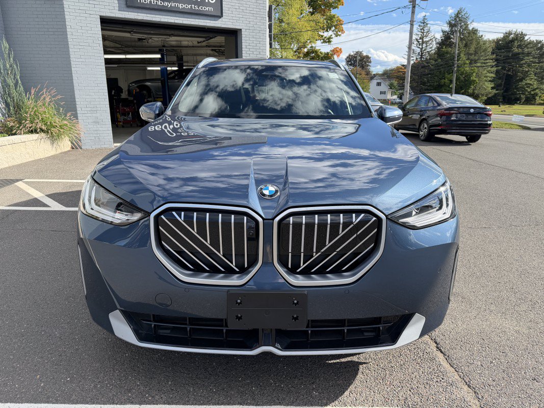 Used 2026 BMW X3 xDrive30i w/ Premium Package AWD/4WD image 3
