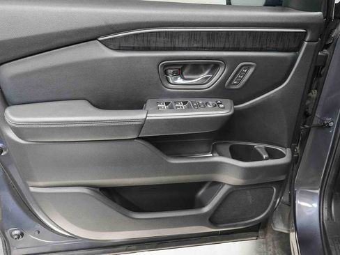 Used 2023 Honda Pilot Elite image 22