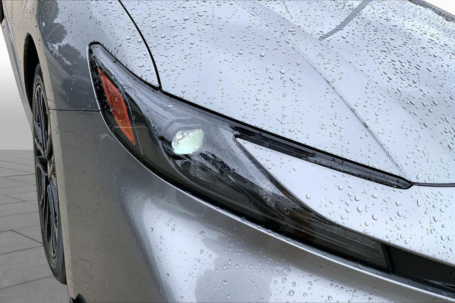 Used 2025 Toyota Camry SE FWD image 25
