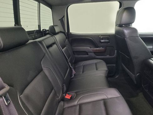 Used 2016 GMC Sierra 1500 SLT w/ SLT Preferred Package AWD/4WD image 19