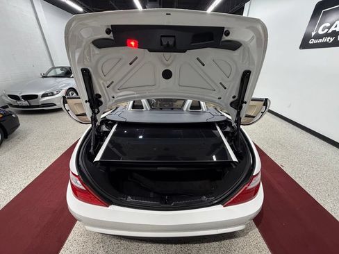Used 2016 Mercedes-Benz SLK 350 image 38