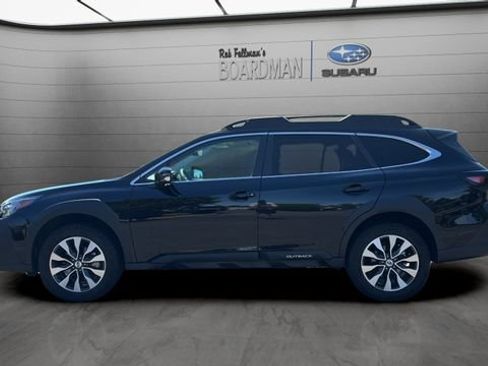 Used 2025 Subaru Outback Limited AWD/4WD image 9