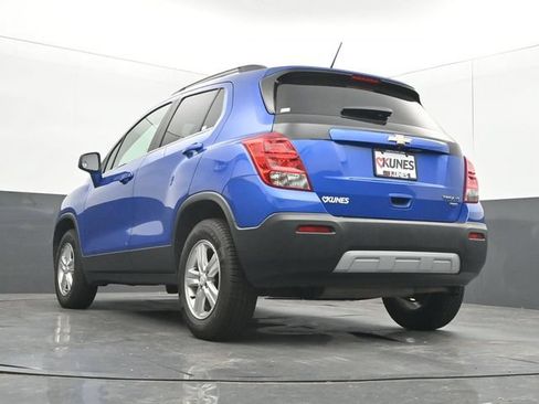 Used 2015 Chevrolet Trax LT w/ LT Plus Package AWD/4WD image 47