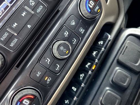 Used 2017 GMC Sierra 1500 Denali image 26