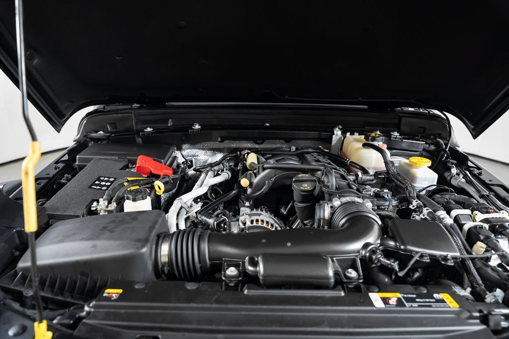 Used 2024 Jeep Wrangler Unlimited Sport AWD/4WD image 40