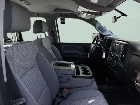 Used 2017 Chevrolet Silverado 2500 W/T AWD/4WD image 30