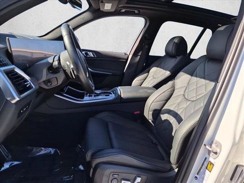 Used 2025 BMW X5 sDrive40i w/ M Sport Package RWD image 17