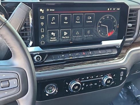 Used 2024 GMC Sierra 1500 Elevation AWD/4WD image 13