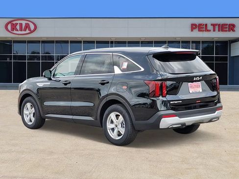 New 2026 Kia Sorento LX FWD image 2