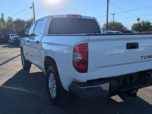 Used 2015 Toyota Tundra SR5 image 9