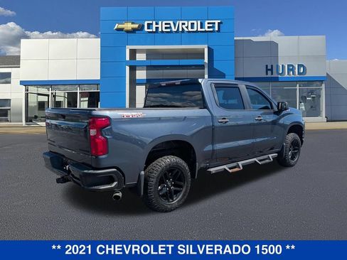 Used 2021 Chevrolet Silverado 1500 Custom Trail Boss w/ Safety Confidence Package AWD/4WD image 4