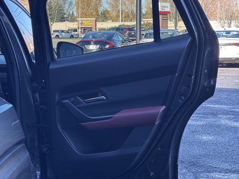 Certified 2025 MAZDA CX-50 2.5 Hybrid w/ Cargo Package image 15