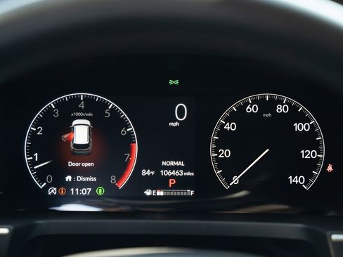 Used 2024 Honda Pilot Touring image 29