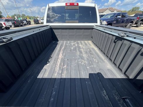 Used 2016 RAM 2500 Limited AWD/4WD image 9