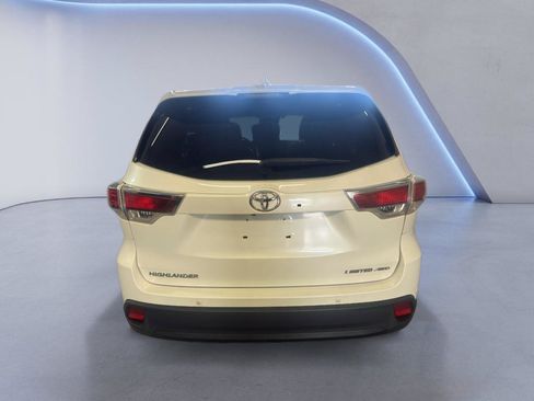 Used 2016 Toyota Highlander Limited Platinum AWD/4WD image 7