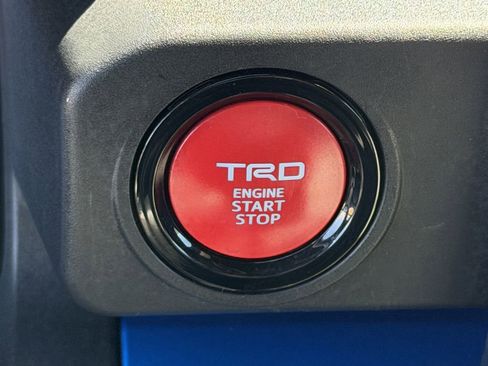 Used 2024 Toyota Tacoma TRD Sport image 21