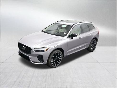 New 2026 Volvo XC60 B5 Ultra AWD/4WD image 13