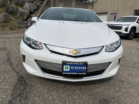 Used 2016 Chevrolet Volt Premier w/ Driver Confidence Package FWD image 9