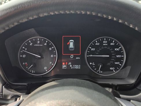 Used 2024 Subaru Outback Premium AWD/4WD image 28