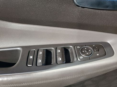 Used 2020 Hyundai Santa Fe SE image 27