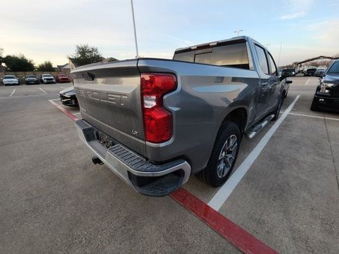 Used 2019 Chevrolet Silverado 1500 LT w/ Texas Edition image 4